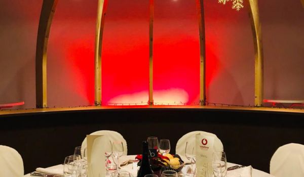 Showroom &amp; Lounge